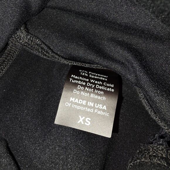 BOMBSHELL "MOHAWK" SPORTSWEAR Sz XS Black Logo Workout Athletic Sport Leggings - Picture 5 of 6